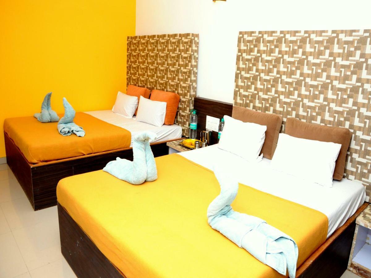 Hotel Malhar Palace Shirdi Exterior photo